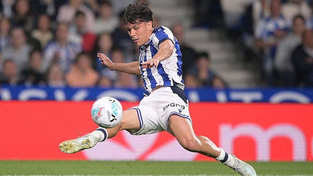  Jon Aramburu is one of La Liga's top young defenders. | Cesar Ortiz Gonzalez/Soccrates/Getty Images 