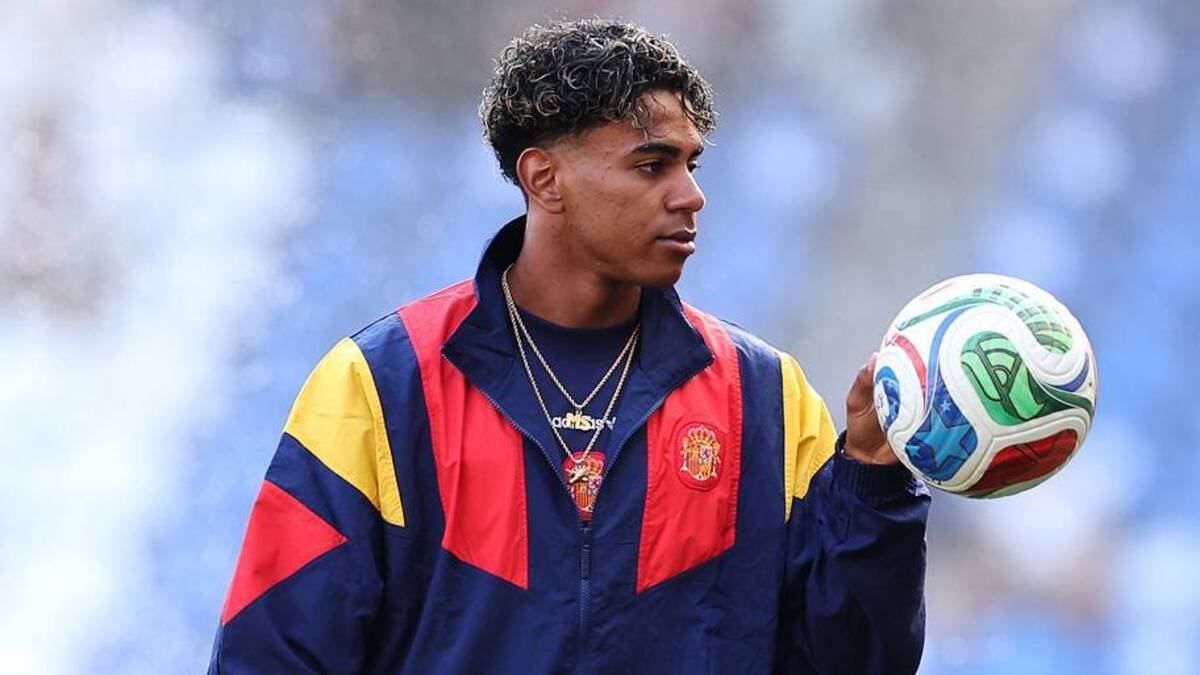  Lamine Yamal should overcome injury to thrive. | Florencia Tan Jun/Getty Images 