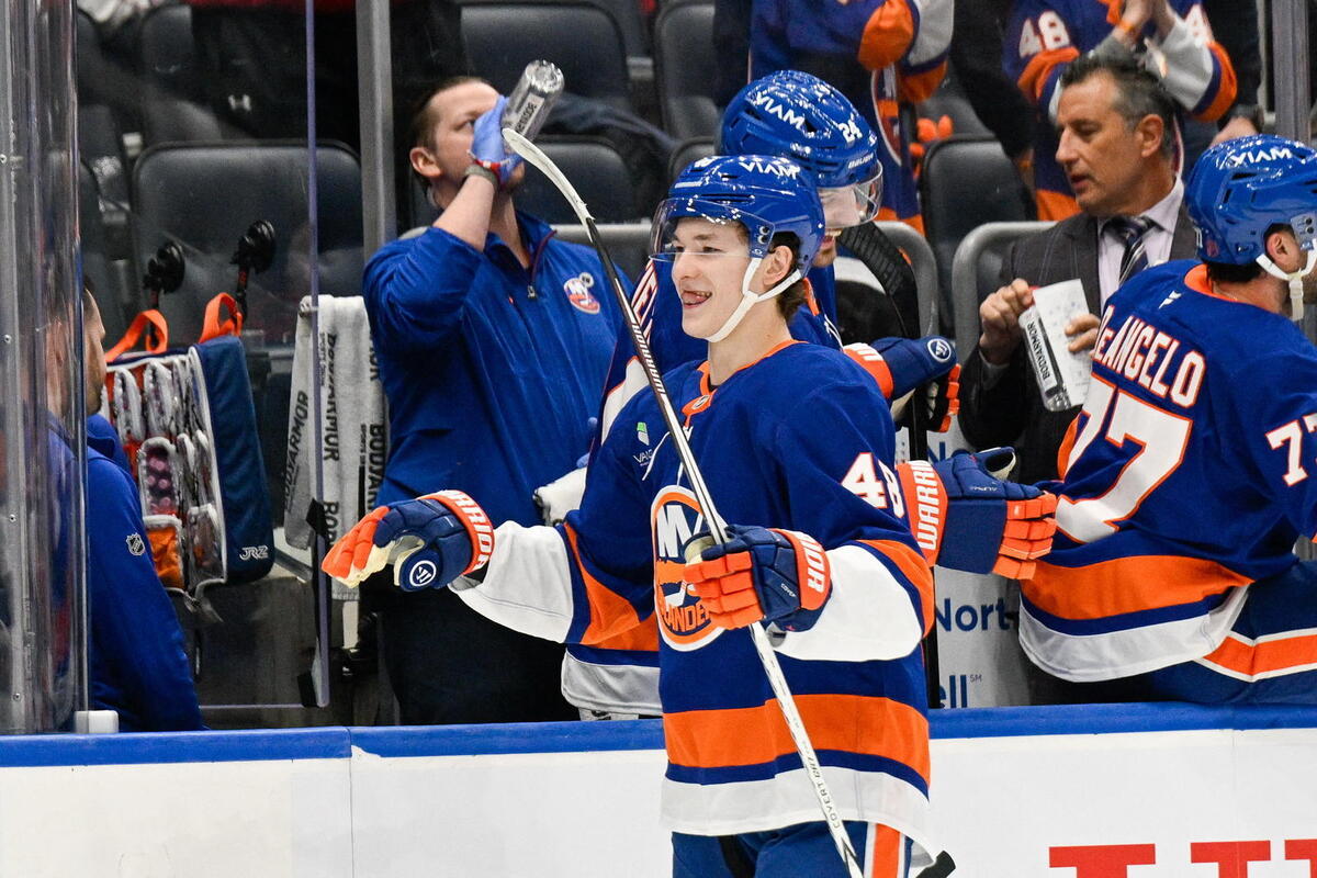  NHL's All-Rookie Team Features Islanders' Schaefer, Two Canadiens And More 