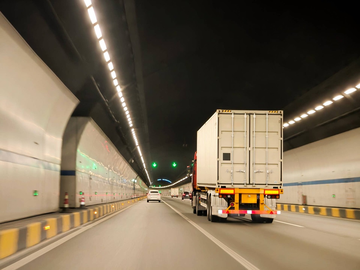  China conquered electric cars. Now its trucks could set global freight costs. 