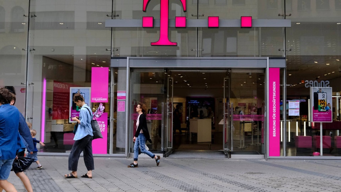 T-Mobile caps download speed with new internet plan restriction 