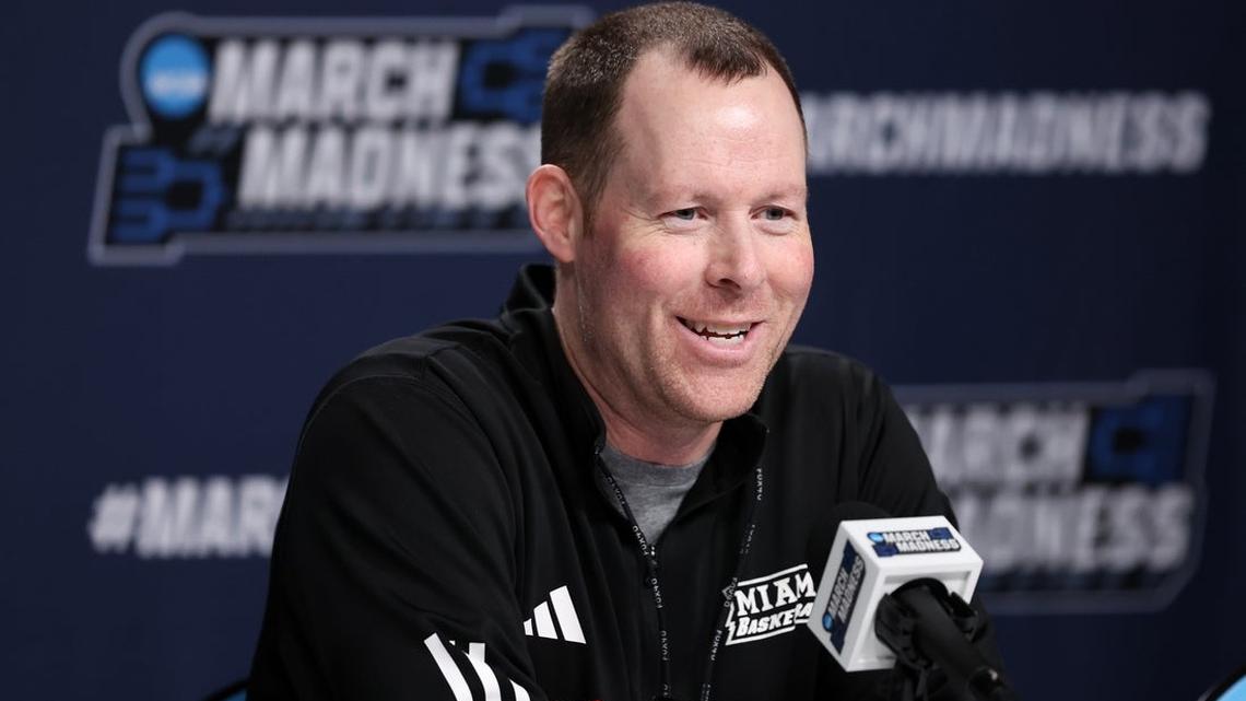 Miami (Ohio) extends coach Travis Steele after 32-2 season 