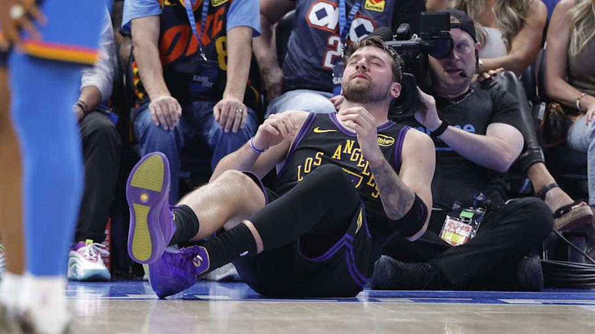  Lakers guard Luka Dončić suffered a hamstring injury during an April game against the Thunder, which ultimately cost him the rest of his season. | Alonzo Adams-Imagn Images 