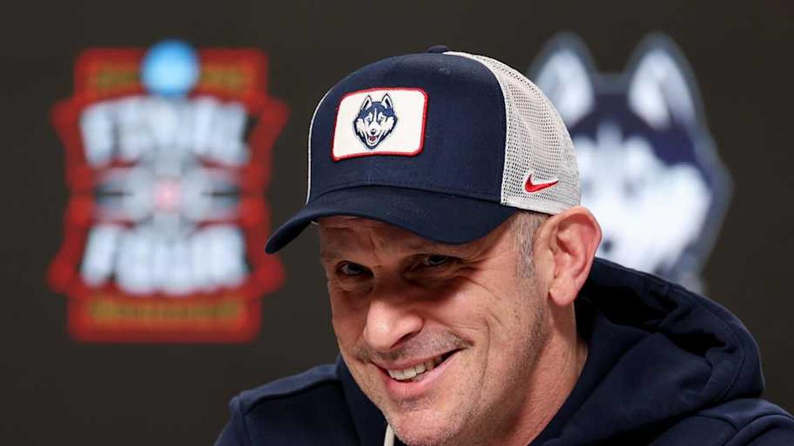  Dan Hurley has reason to smile after landing an impressive transfer portal class for UConn. | Trevor Ruszkowski-Imagn Images 