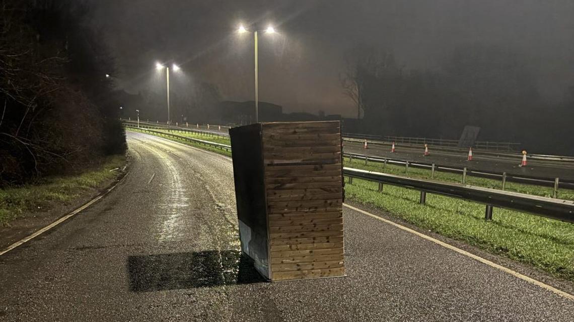 Fowl play? Cops finds abandoned chicken coop in road