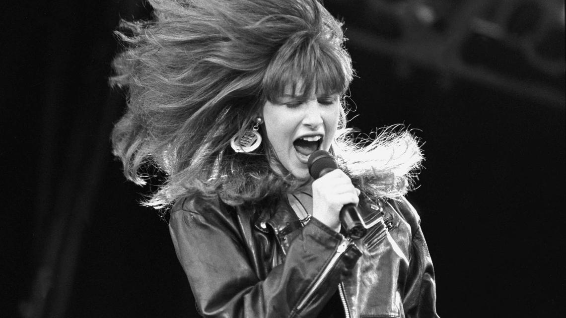 1987 Chart-Topping Pop Hit Was a Surprising Cover of a '60s Rock Track 