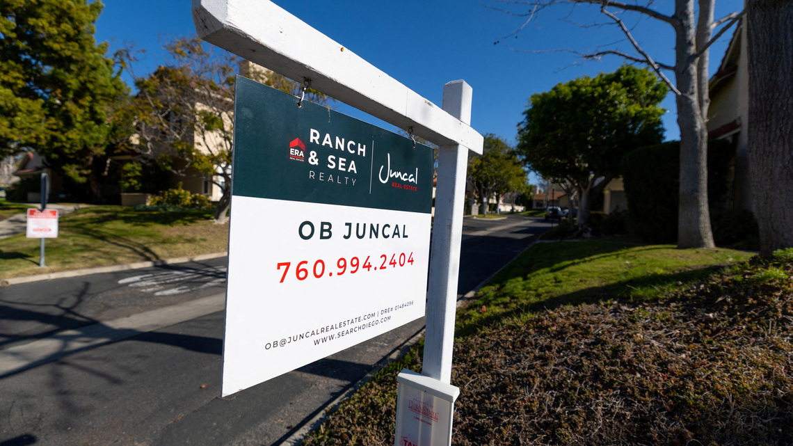 US existing home sales rise in September; higher mortgage rates dim outlook