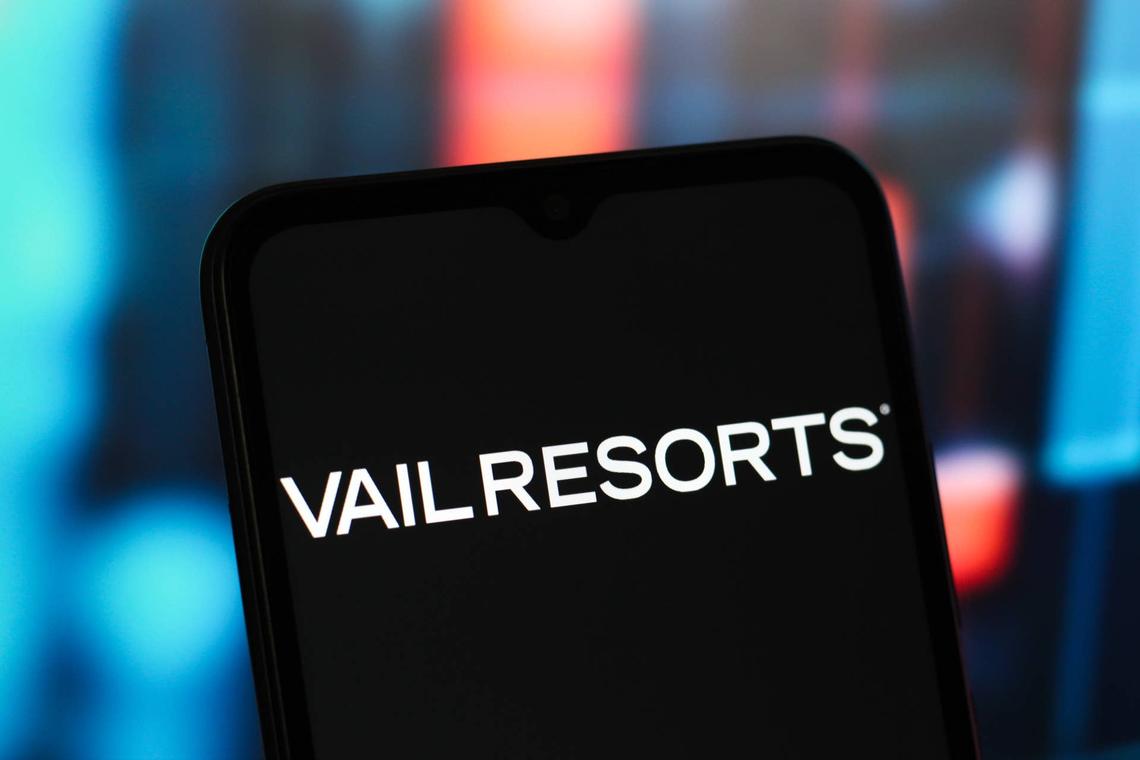  Vail Resorts logo. 
