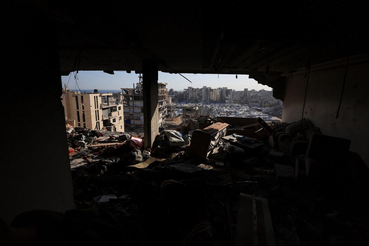 People's belongings lie scattered at the site of an Israeli strike on an apartment in Gaza City, June 4, 2026. REUTERS/Dawoud Abu Alkas
