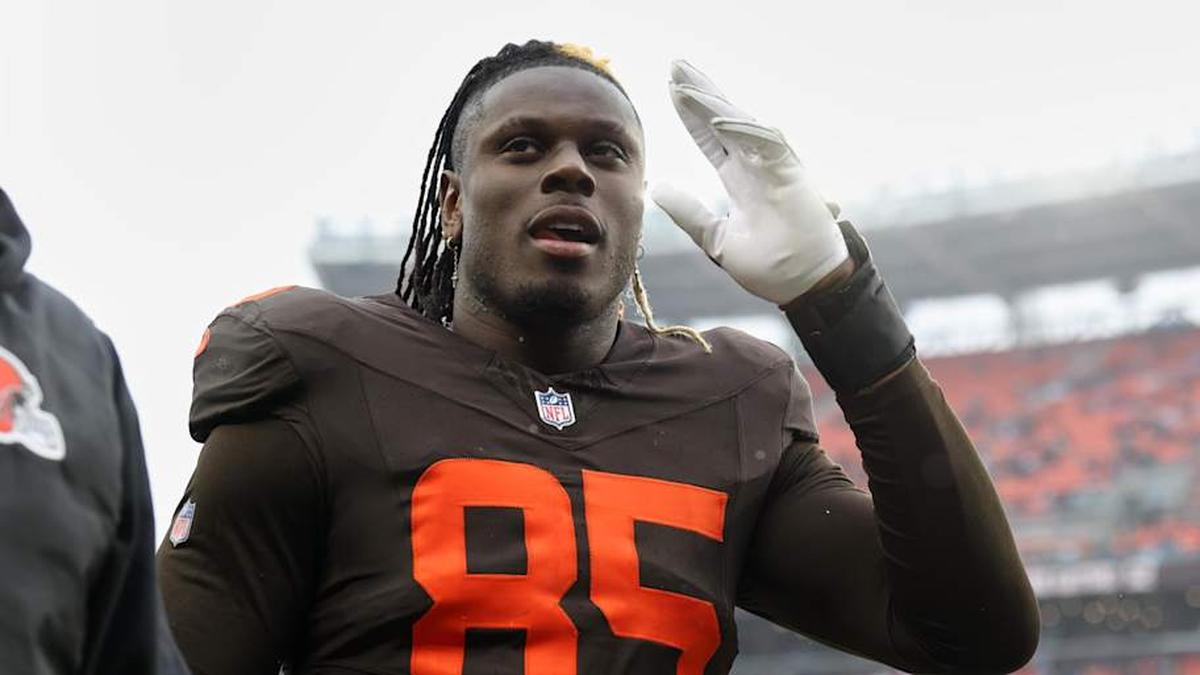  David Njoku announced earlier this offseason that he won't re-sign with the Browns. | Scott Galvin-Imagn Images 