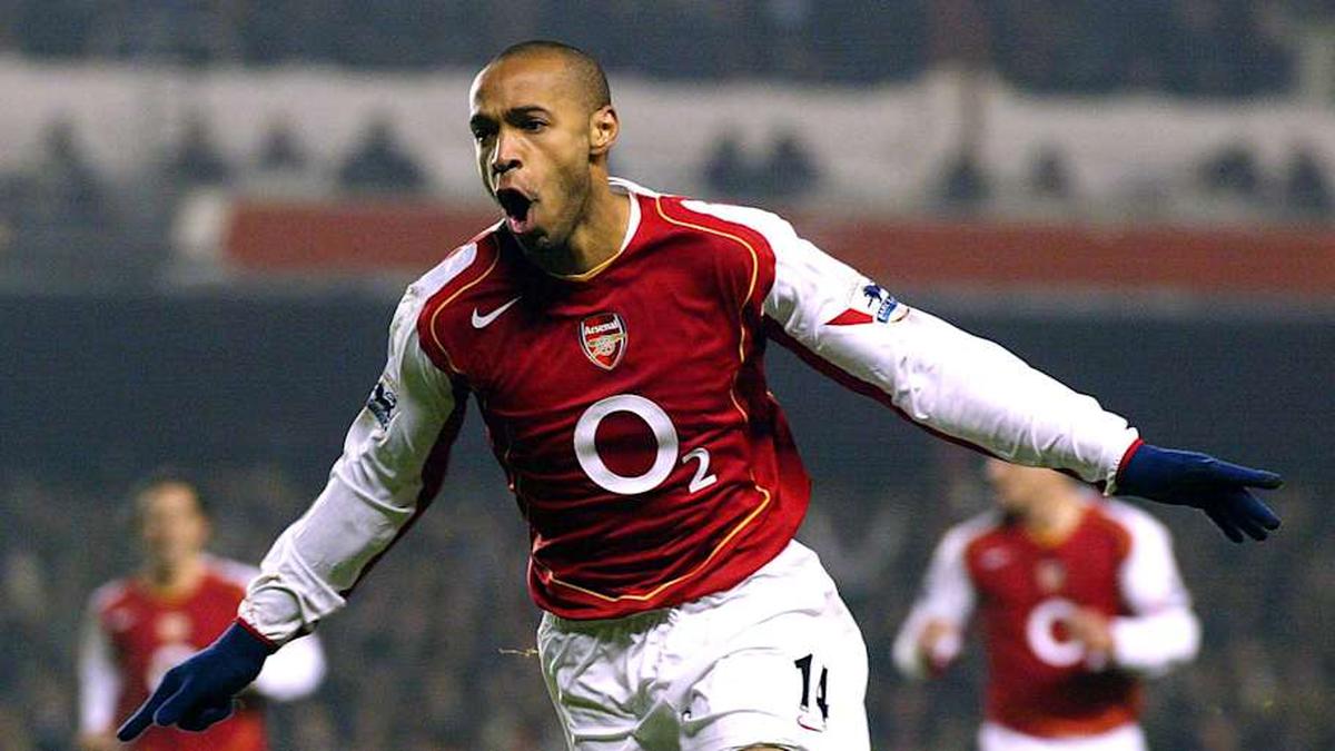  Thierry Henry is widely regarded as one of the best players to ever play in the Premier League. | IMAGO/Geoff Martin 