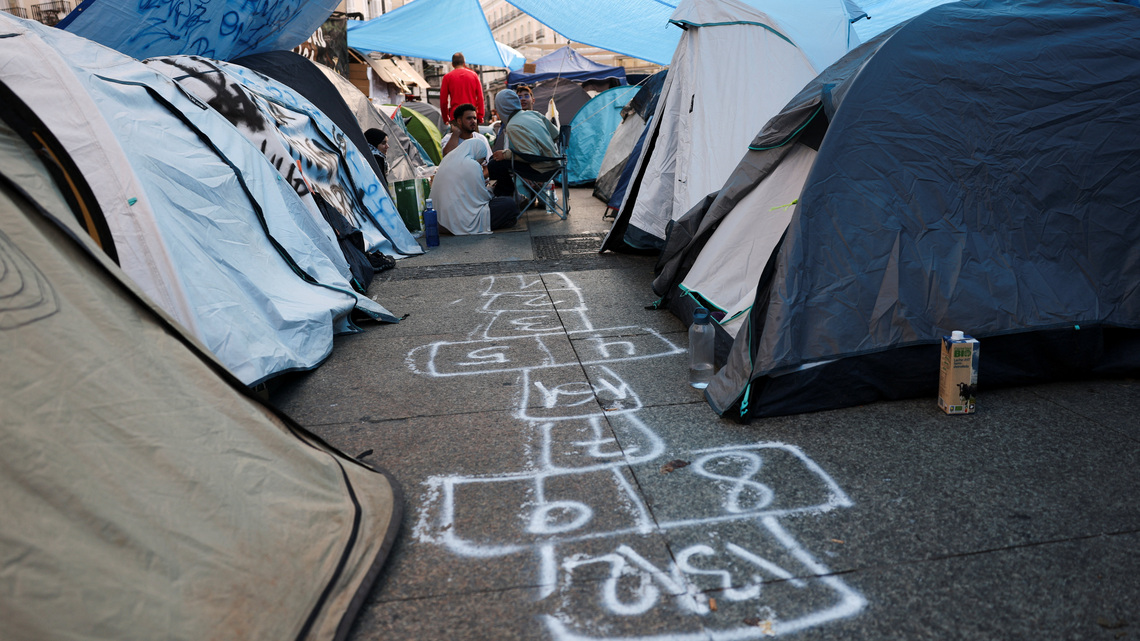 Protesters camped out across Spain demand passage of housing measures