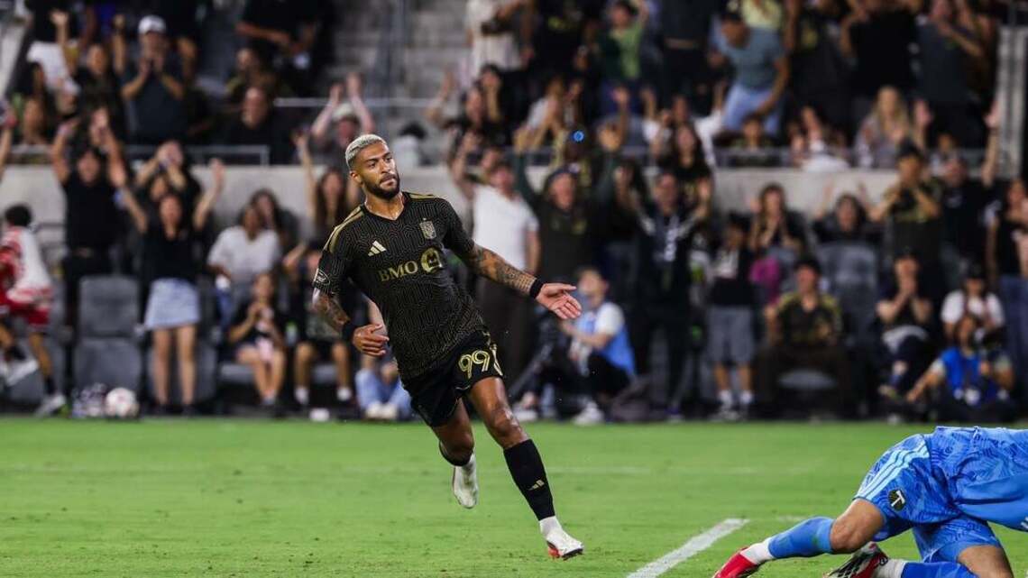 LAFC find late goal to snap scoreless drought, tie Portland 