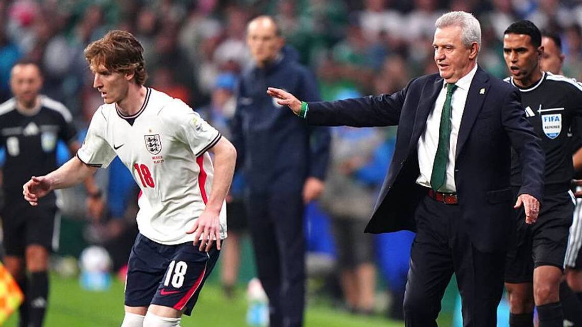 Anthony Gordon Provides Brilliant Reaction to Explicit Exchange With Mexico Manager