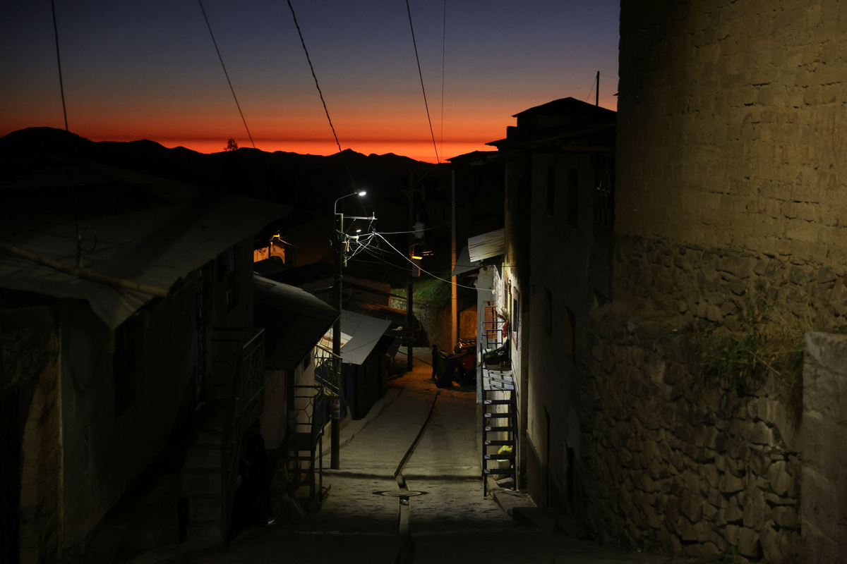 A view shows the town where voters backed conservative presidential candidate Keiko Fujimori and leftist candidate Roberto Sanchez in the June 7 election in a rare close tie that mirrors a razor-thin national race, in Lahuaytambo, Peru, June 12, 2026. REUTERS/Alessandro Cinque