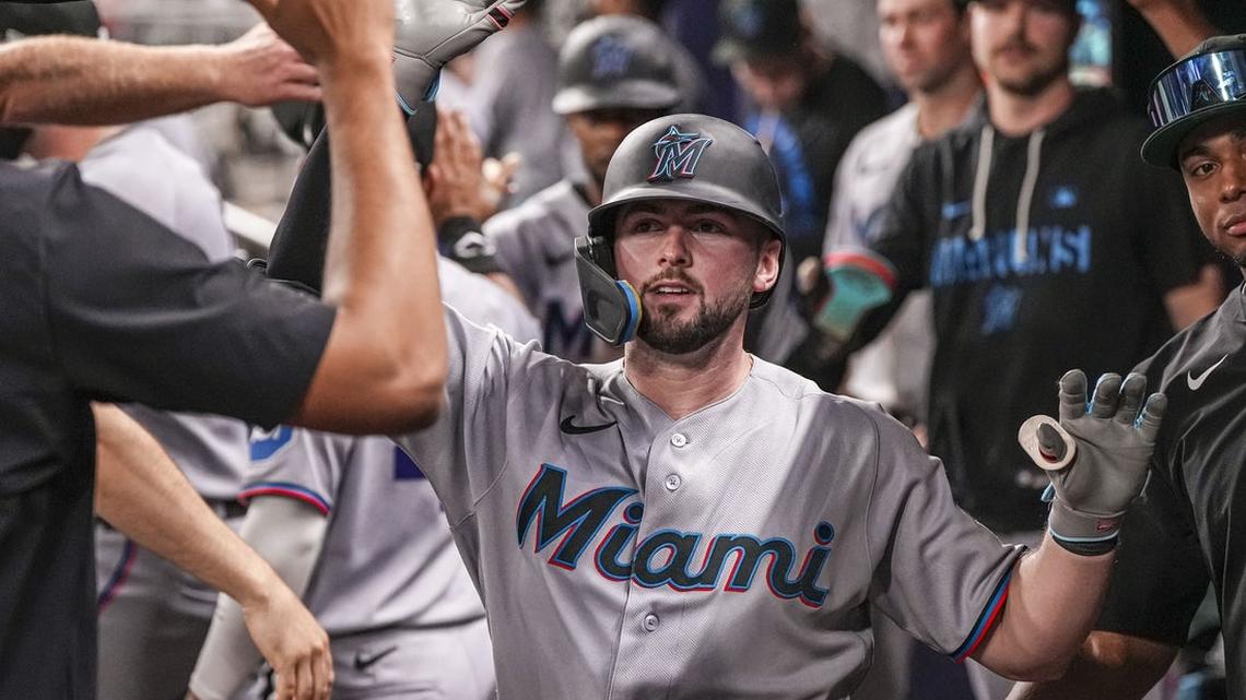 Facing uneven Brewers, Marlins out to continue home success  