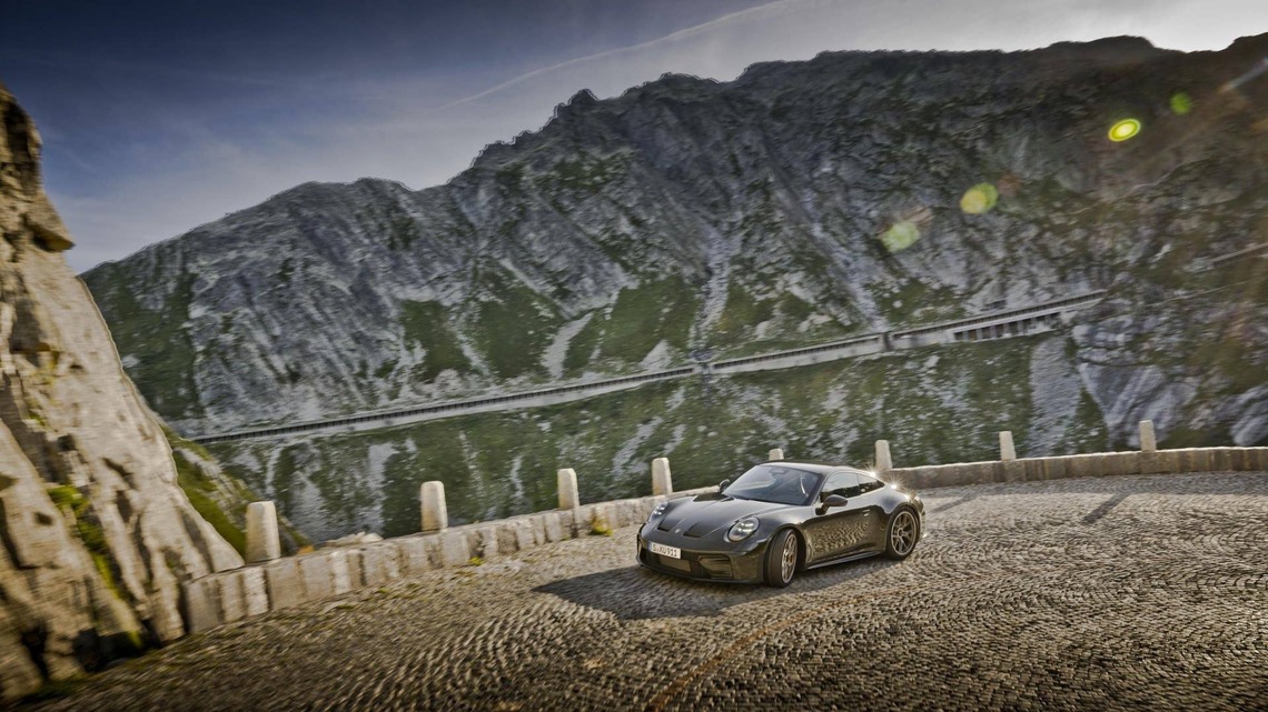 The GT3 Bergsport Honors Porsche's Lightest Race Car By Putting the Weight Back In 