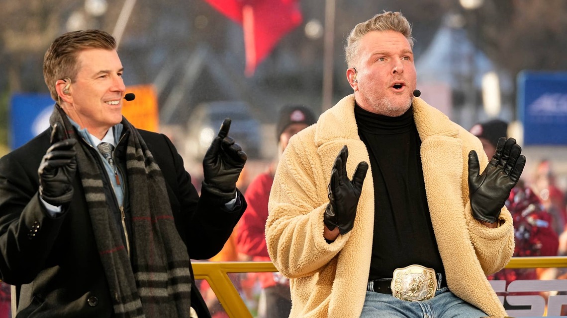 ESPN Not Changing Controversial College Football Playoff Rankings Schedule 