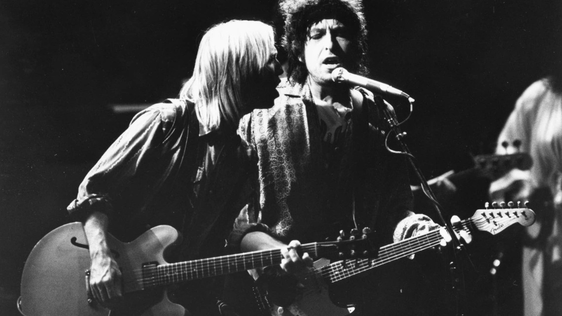 1989 Anthem by 'Greatest Rock Supergroup of All Time' Became the Ultimate Road Trip Classic 