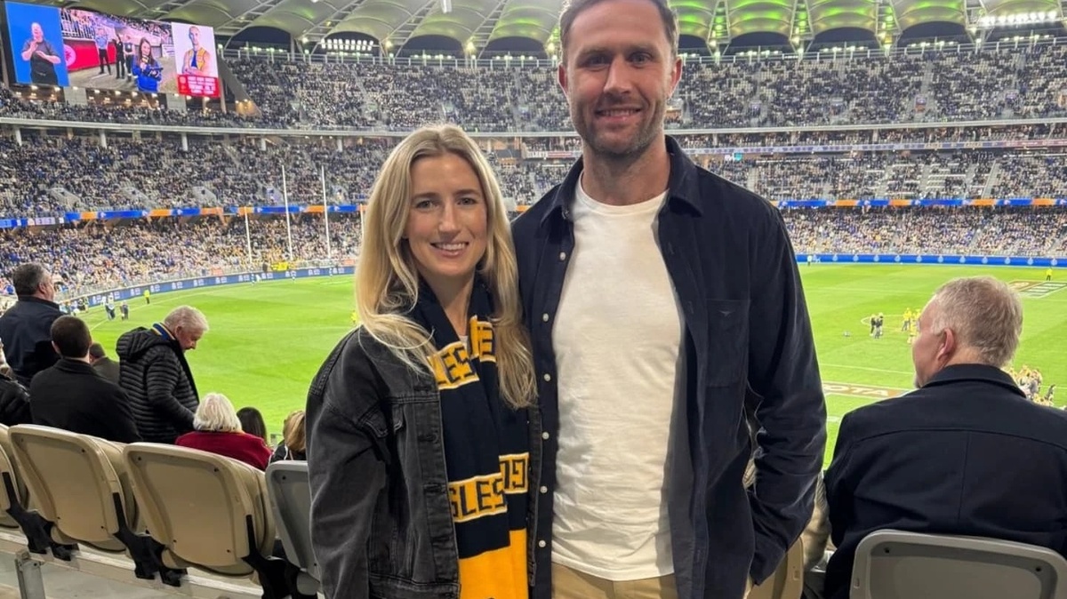 Partner of Former AFL Player Mark Hutchings Dies 2 Days After Giving Birth ...