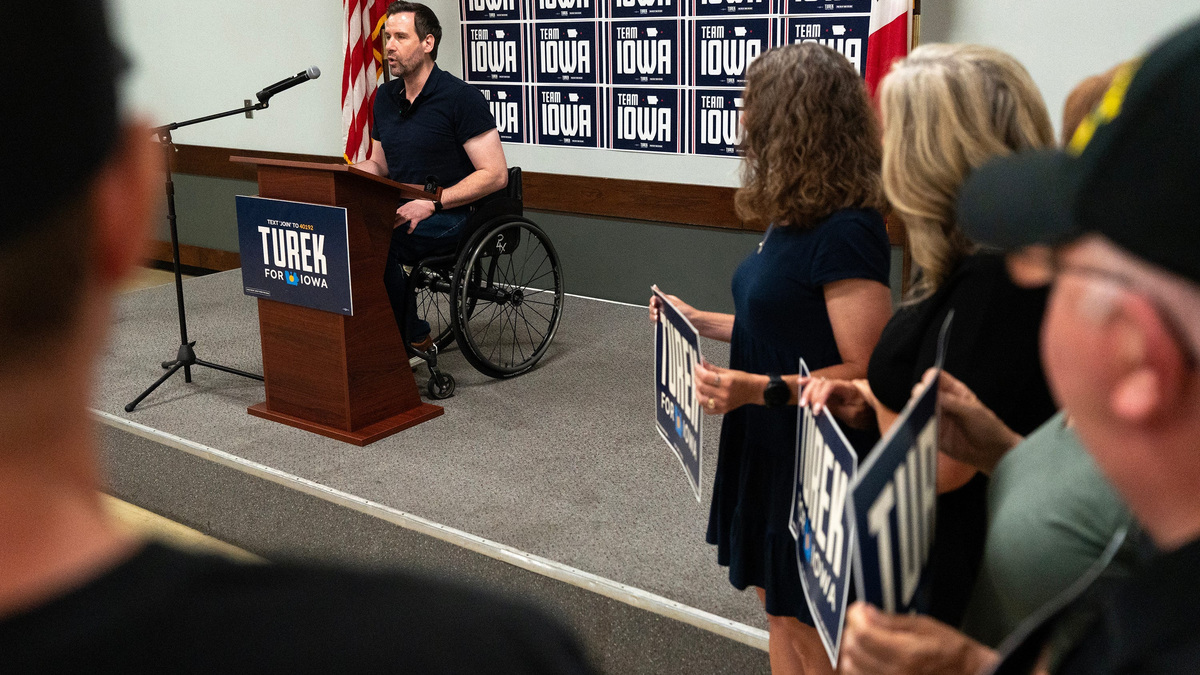 Democrat Josh Turek leads key Iowa Senate race, new poll shows | Fort ...