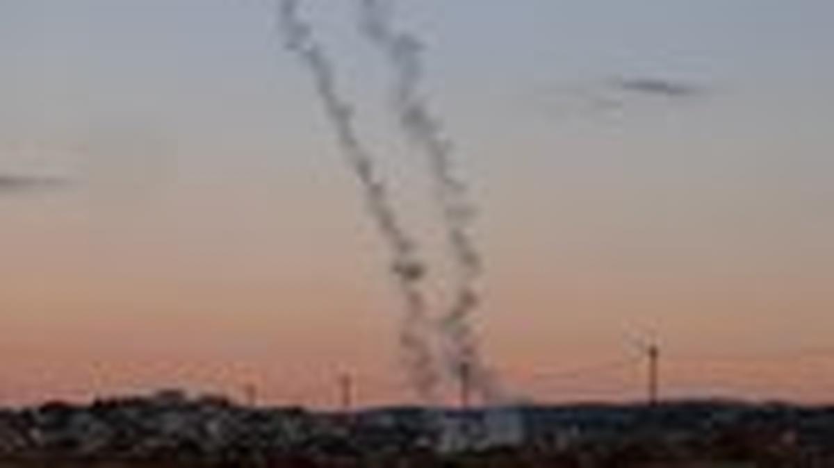 FILE PHOTO: Israel's Iron Dome anti-missile system operates for interceptions as projectiles are launched from Lebanon towards Israel, amid hostilities between Hezbollah and Israel, in northern Israel, November 26, 2024. REUTERS/Ronen Zvulun/File Photo
