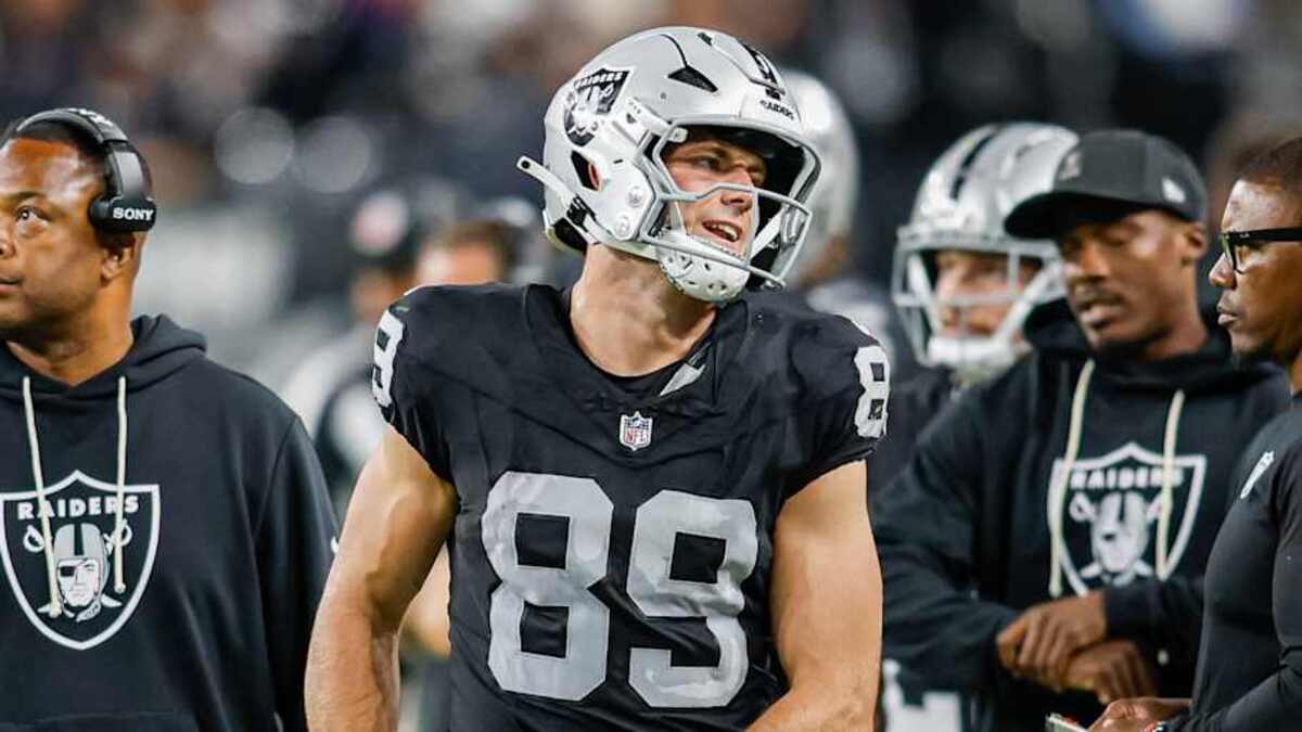  Las Vegas Raiders Brock Bowers | Darrell Craig Harris, On SI 