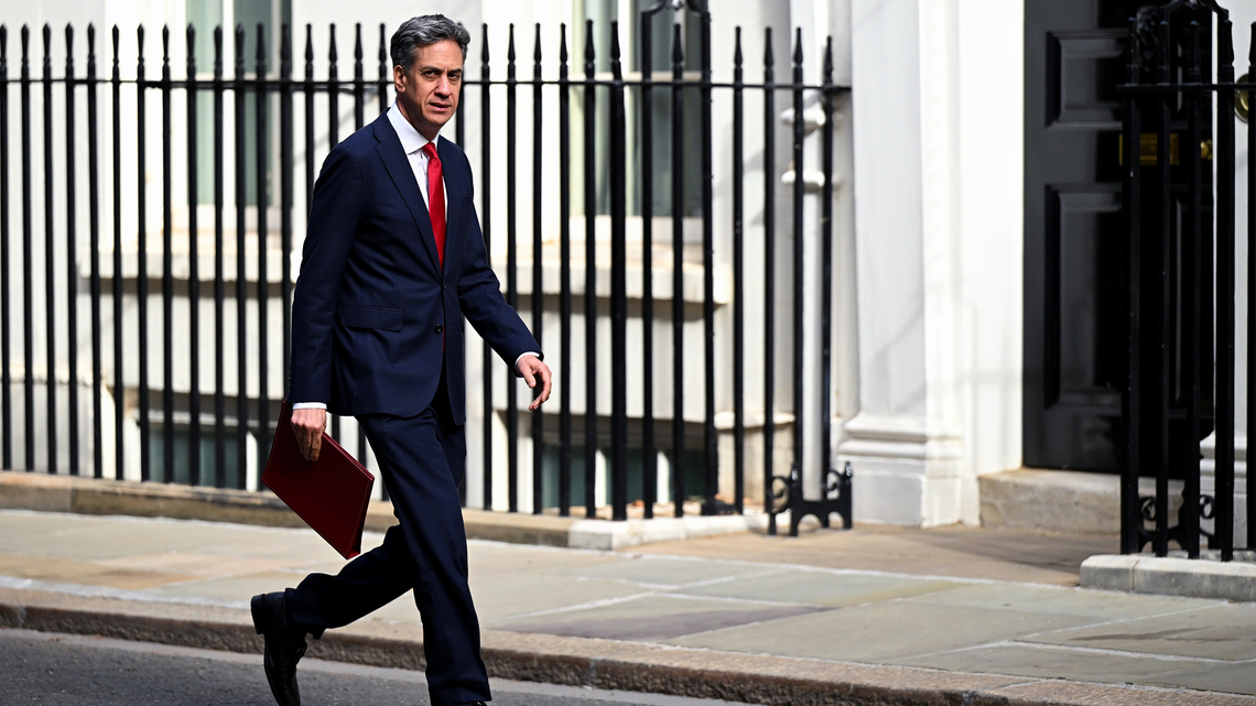 UK rebuffs Milei on Falklands, vows to keep British control