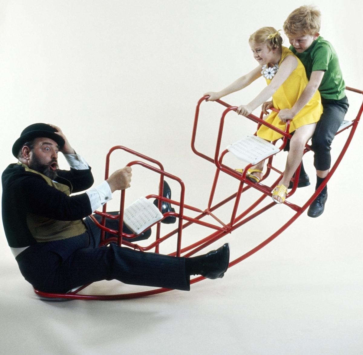Sebastian Cabot, Anissa Jones and Johnny Whitaker (1969)Courtesy Everett Collection