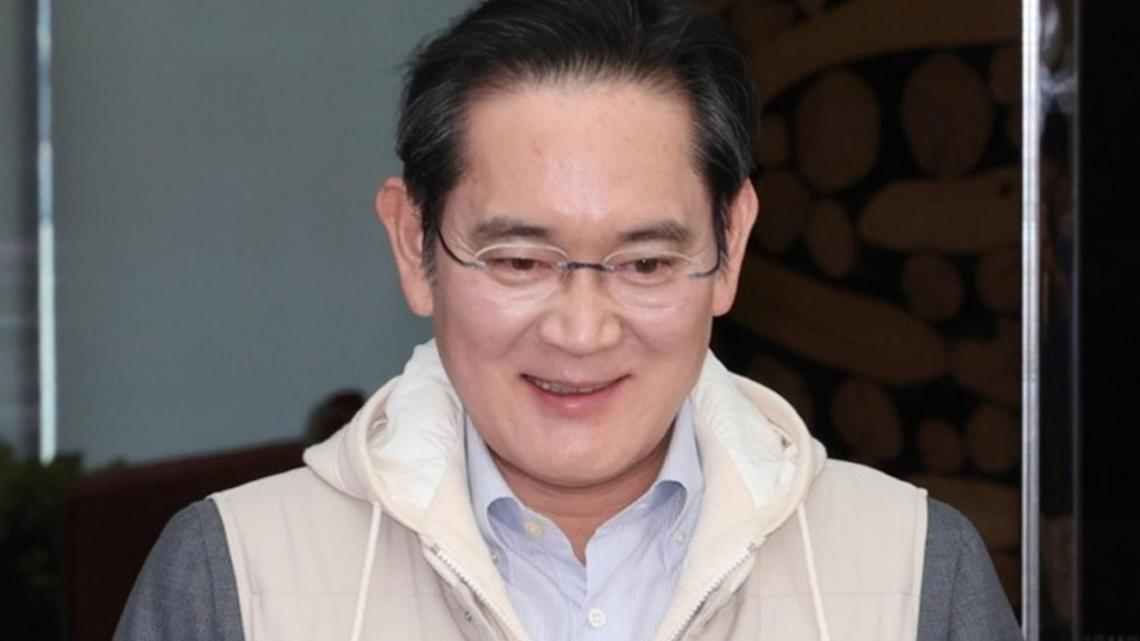 Samsung chief to meet Xi, discuss China investment 