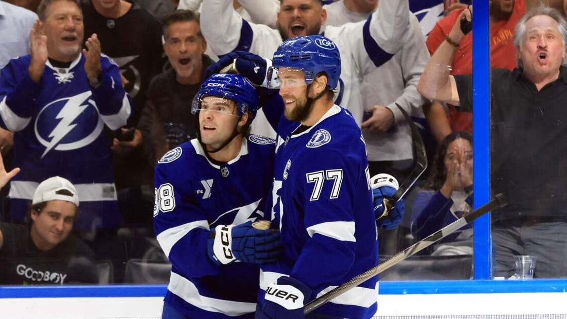 Victor Hedman's OT winner gives Lightning 4th straight home win 