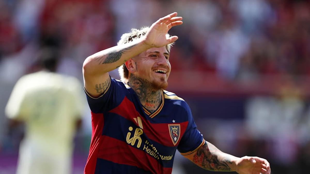  Diego Luna made a strong case for the USMNT World Cup squad this weekend. | Chris Gardner/MLS/Getty Images 