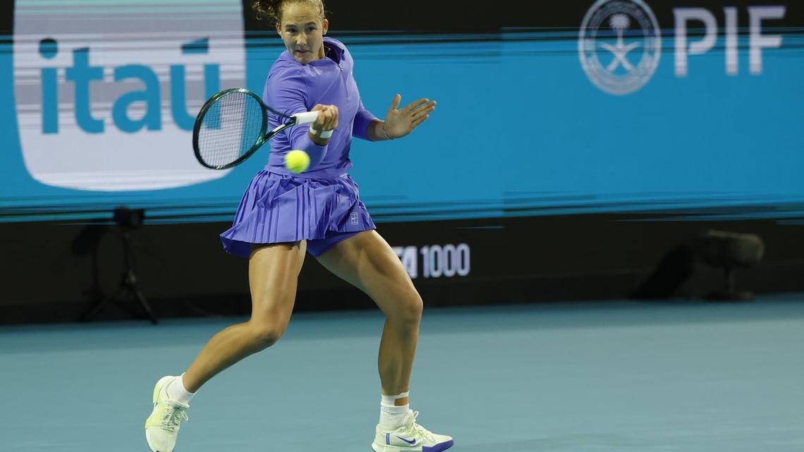 Mirra Andreeva cruises past Sloane Stephens in Linz