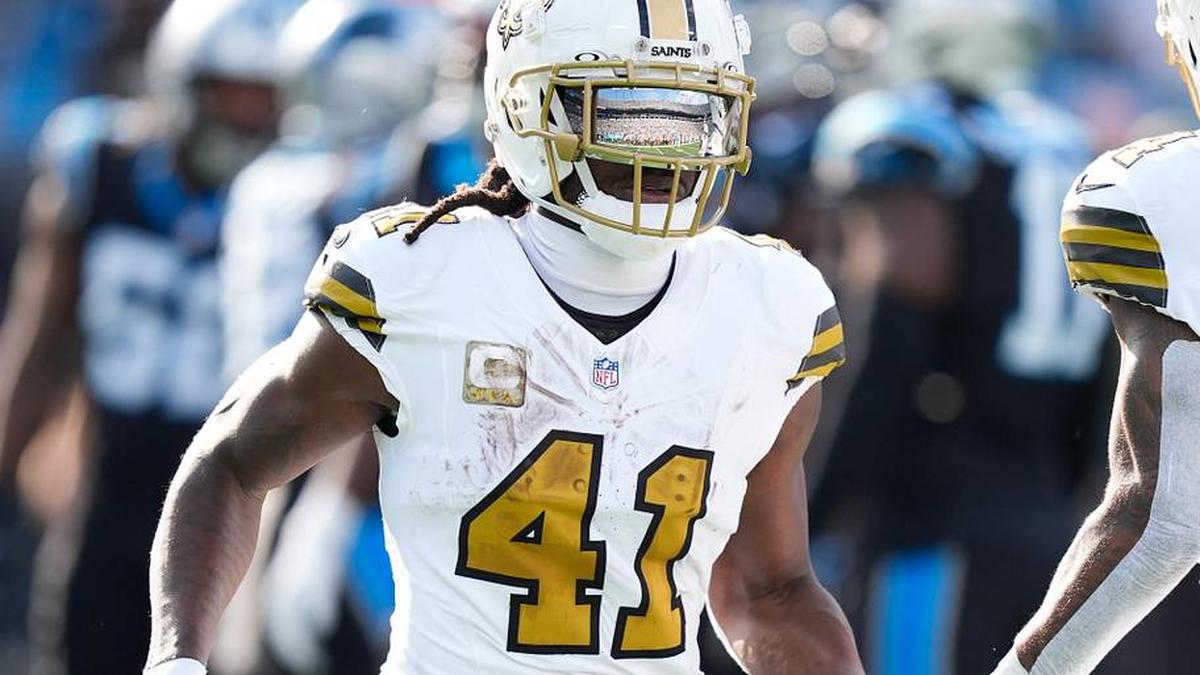  Kamara is headed into the final year of his contract. | Jim Dedmon-Imagn Images 