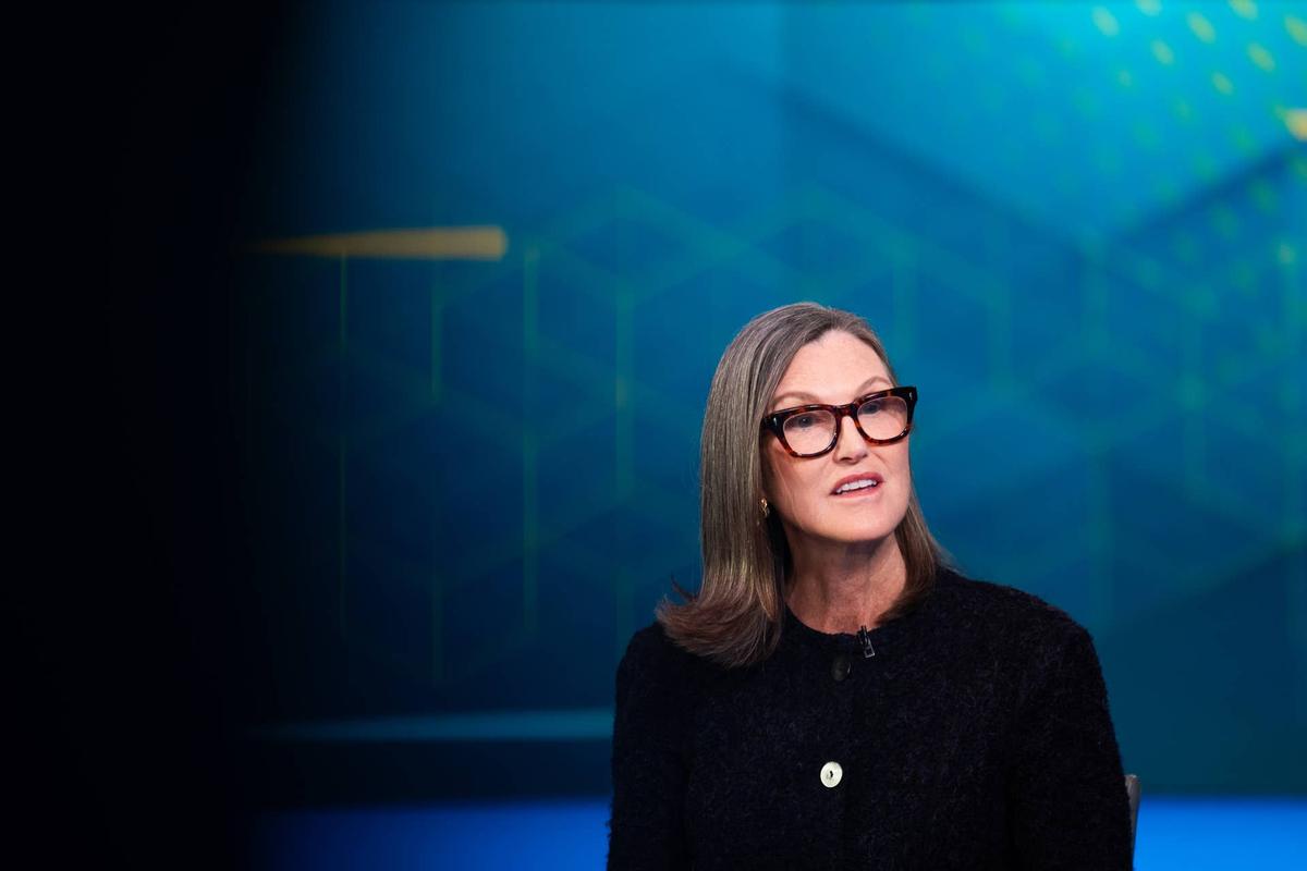  Over the past five days through May 14, the Ark Innovation ETF saw roughly $1.48 billion in net inflows, according to data from ETF research firm VettaFi. 