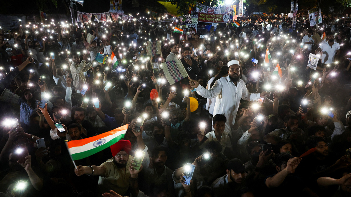 India's cockroach movement supporters gather to march despite police ban 