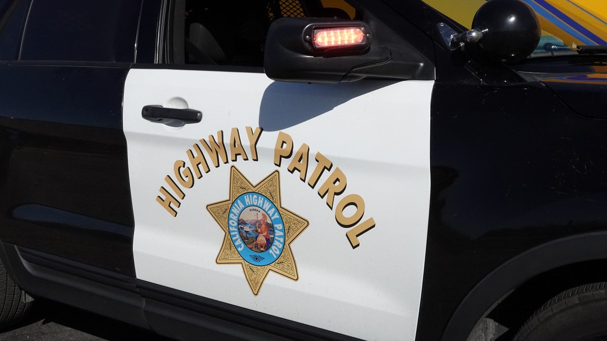 Top stories: Rural road crash kills four. Bat at Yosemite? Yard Burger’s nomadic activity