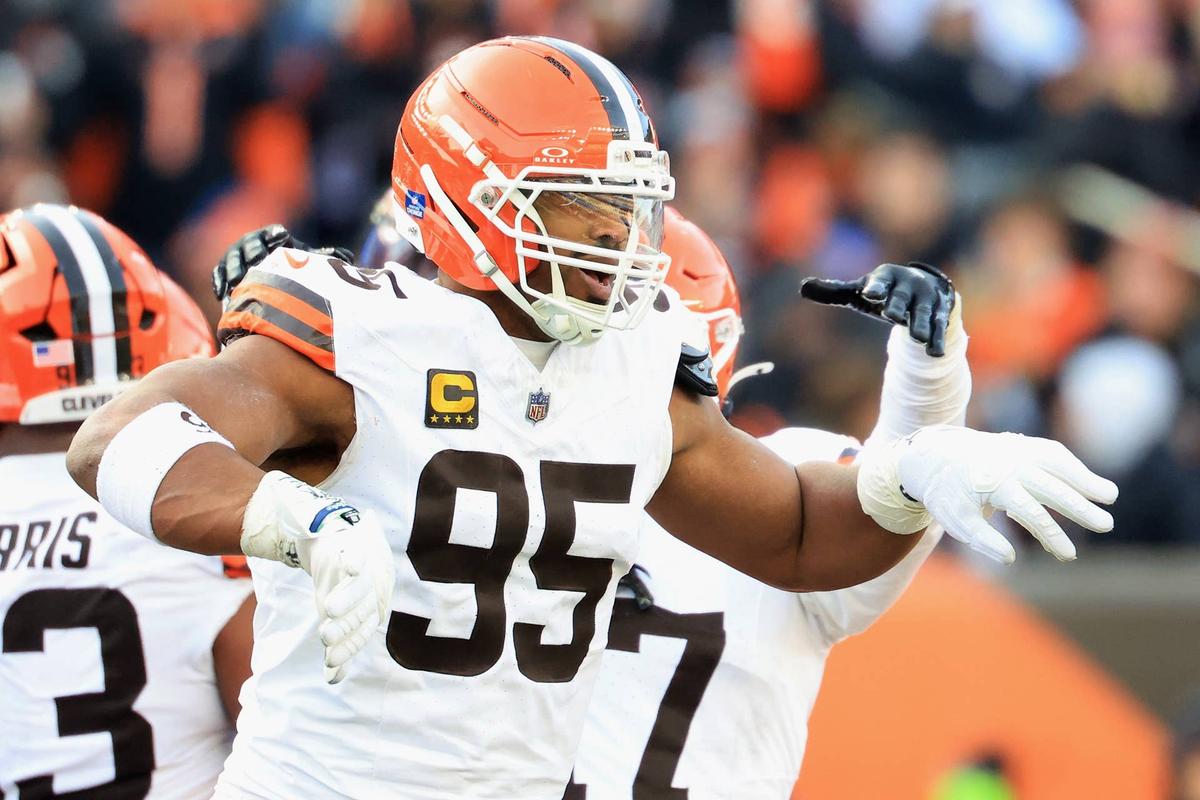  Myles Garrett, the best defensive player in the NFL, is now a member of the Los Angeles Rams after they made a blockbuster trade with the Cleveland Browns on June 1. 
