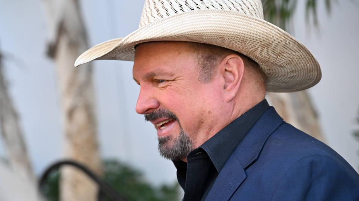 1992 Garth Brooks Hit Was Inspired by the Soft Rock Sounds of This '70s Legend 