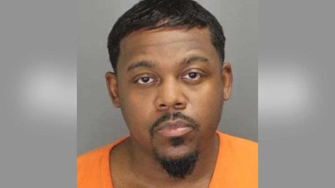 Man Pinned Ex With His Car Before Shooting Her in Front of Their Daughter 
