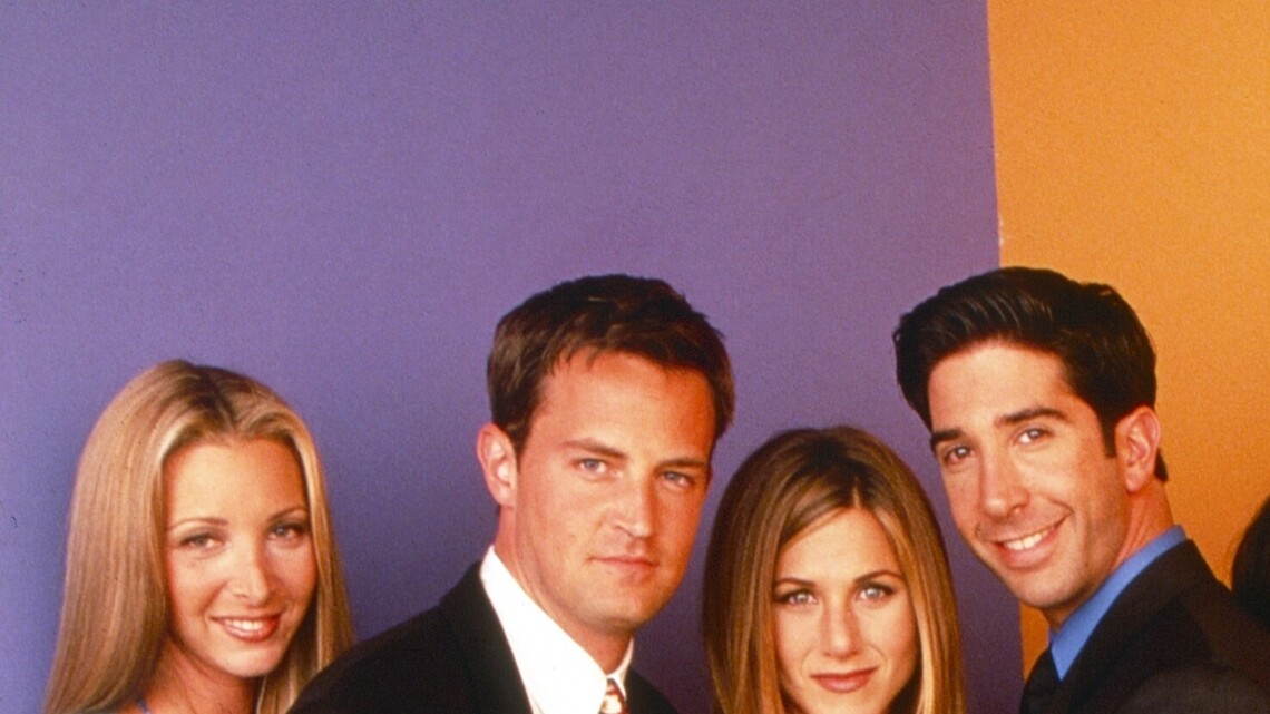 Matthew Perry Doc Reveals 'Friends' Cast Cried During Open Casket Funeral 