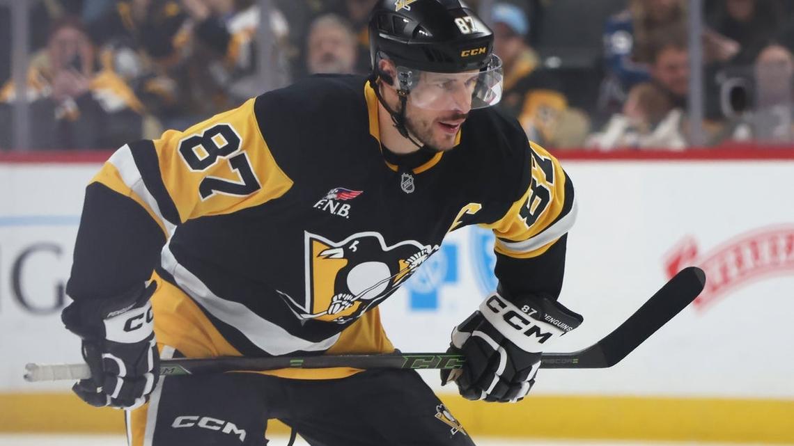 Penguins' Sidney Crosby exits with lower-body injury; severity unclear 