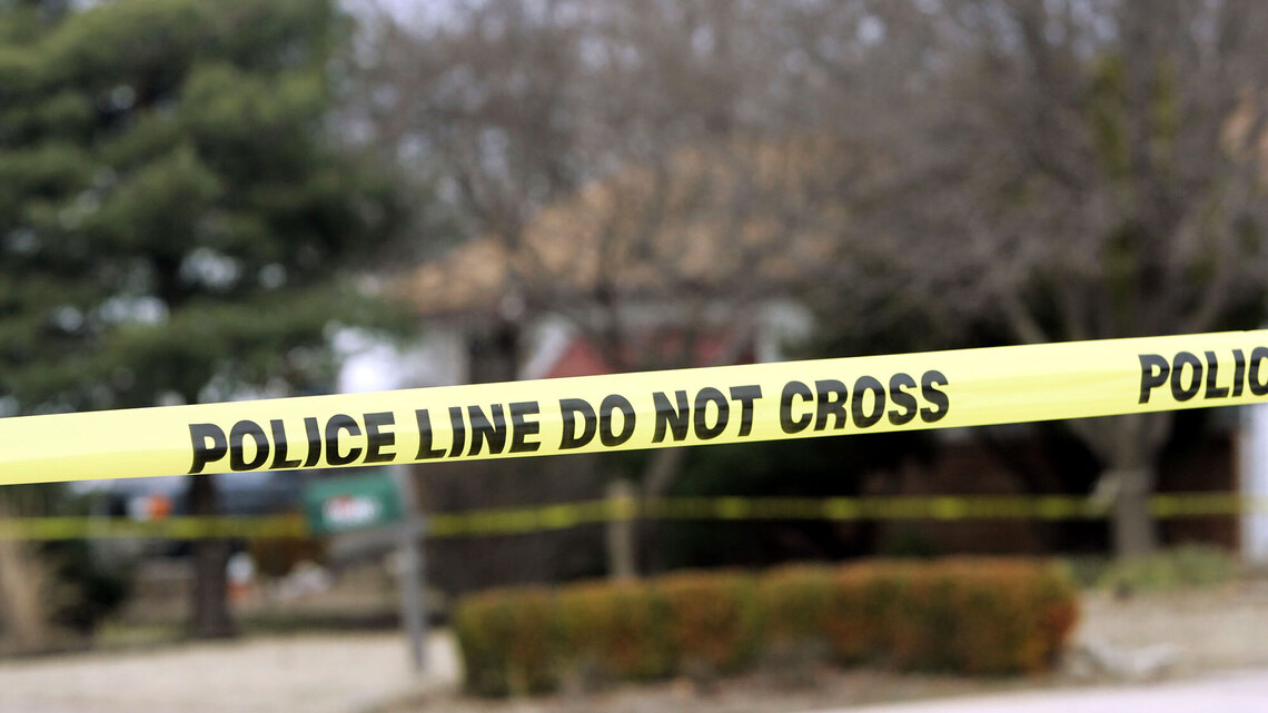 Man Drives to Hospital and Allegedly Confesses to Killing Wife Who's In Car 