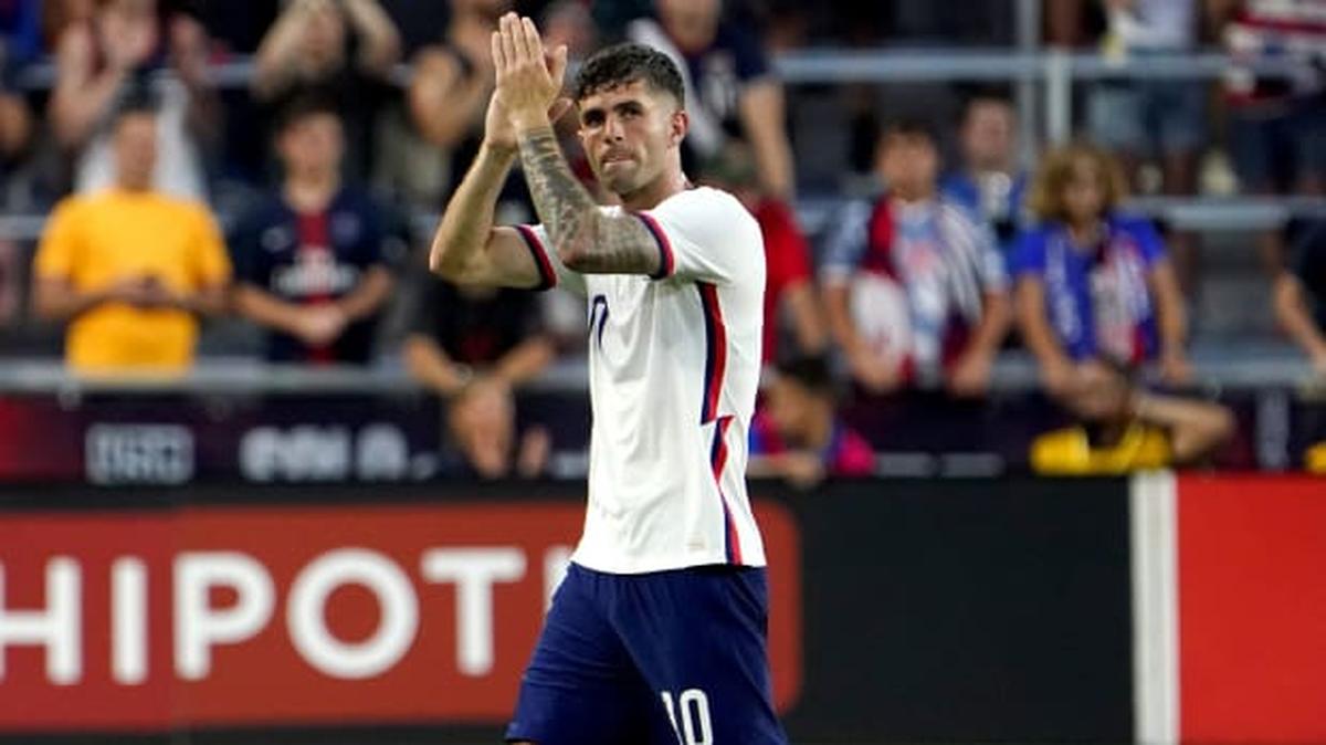 Pulisic applauds the fans at Cincinnati’s TQL Stadium as he walks off following a standout performance.Kareem Elgazzar/The Enquirer/USA TODAY Network