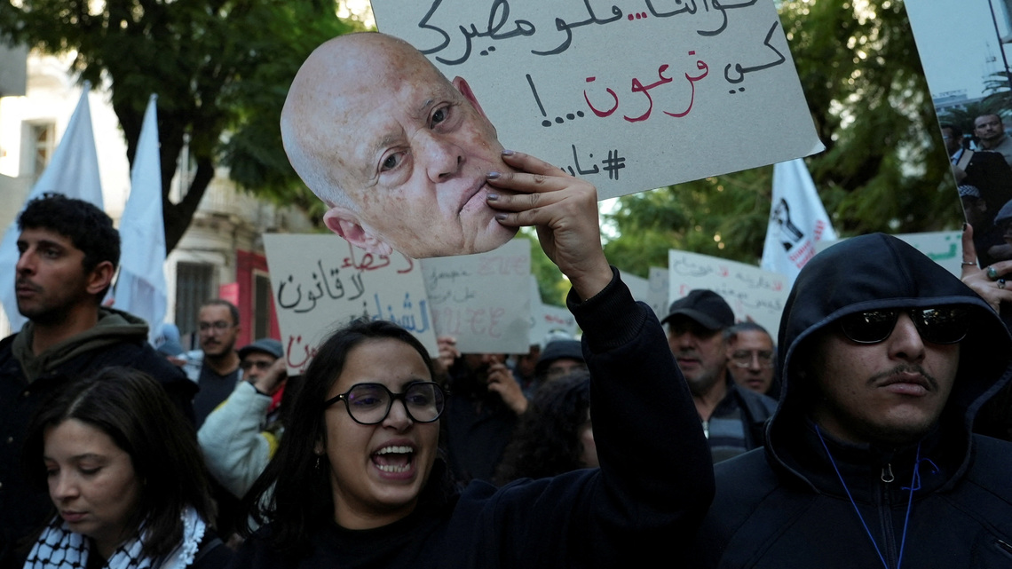 Tunisian court sentences prominent journalist Boukrim in absentia to four years 