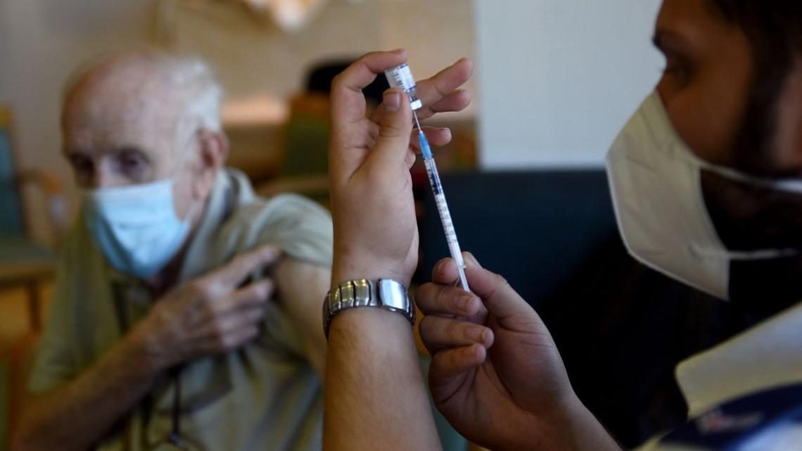FDA plans review of Moderna flu vaccine for older adults 