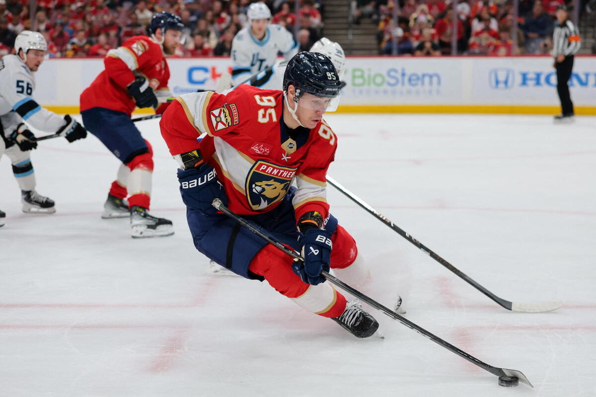  Sandis Vilmanis had five points in 19 NHL games in 2025-26. (Sam Navarro-Imagn Images) 