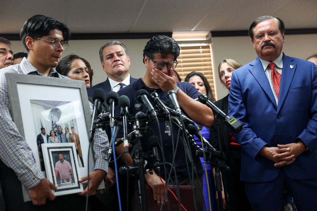 A family member reacts during a press conference after an ICE agent fatally shot a Mexican motorist in Houston, Texas, U.S., July 8, 2026.  REUTERS/Antranik Tavitian