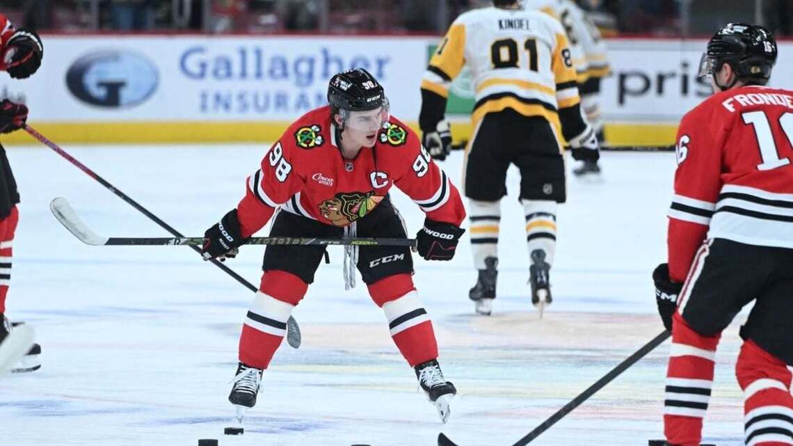 Blackhawks, Panthers look to correct mistakes ahead of Sunday matinee