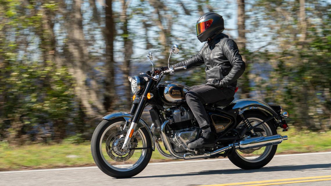 The Royal Enfield Classic 650 Might Be the Best Retro Motorcycle Deal Right Now 